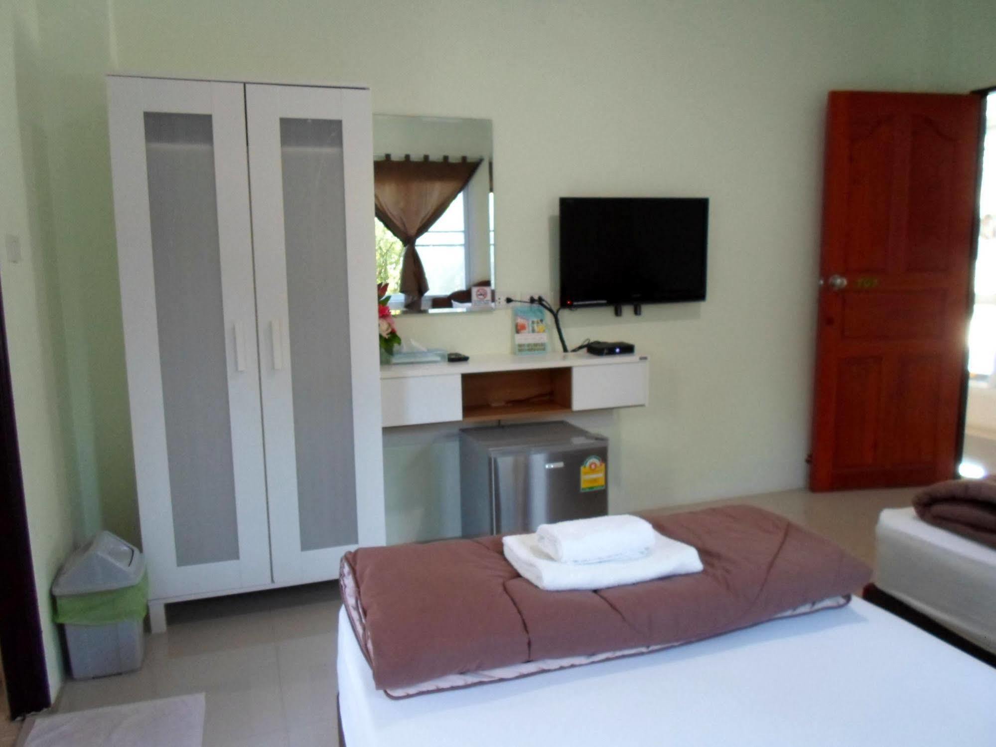 Hotel Papangkorn House Surat Thani Exterior foto
